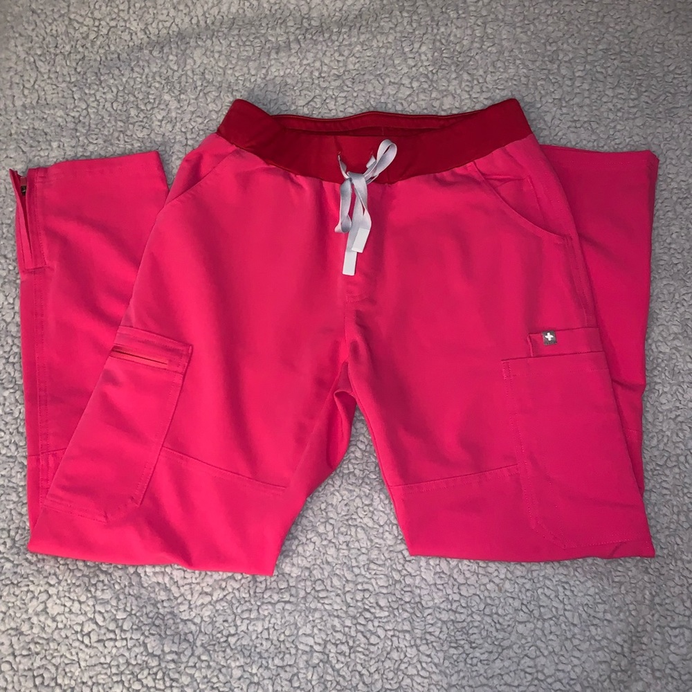 FIGS SHOCKING PINK YOLO Remix XSP w zippers